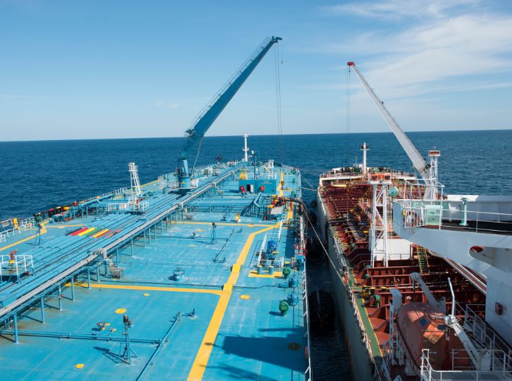 mangueiras para serviço entre navios